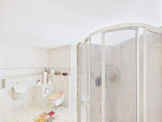 CAM03784G0-PR0075-STILL044