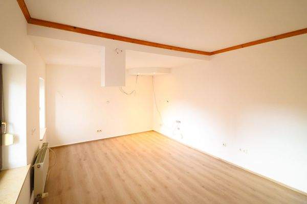 Platz für eine Küche mit Kochinsel im EG