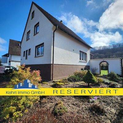 Seitenansicht mit Vorgarten nah Kopie