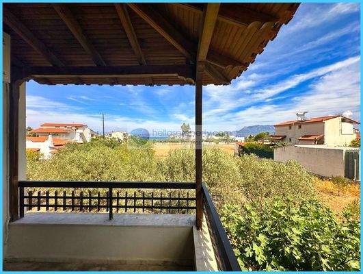 06f52794f28543fc92e4e4551185af4d-original