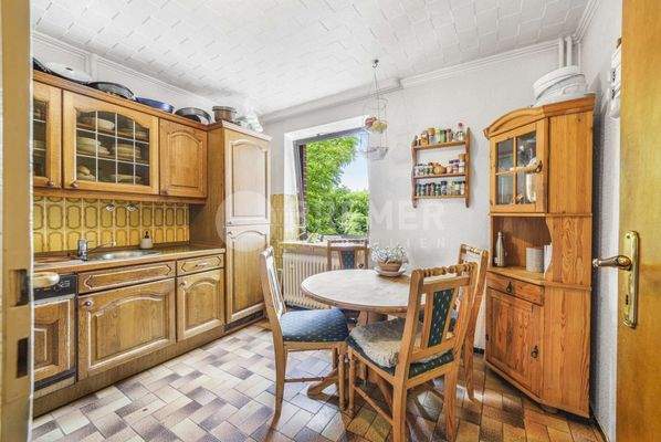 Küche mit Essbereich EG