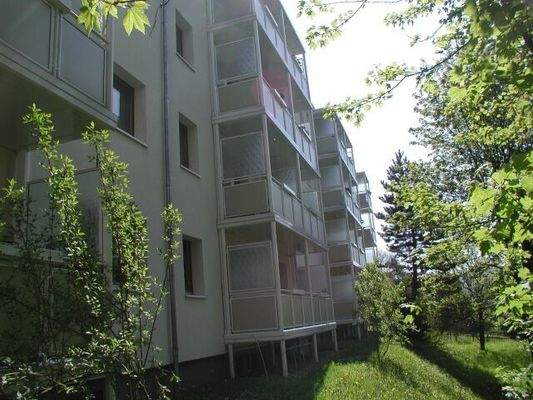 Haus 22-26 Balkonseite.jpg