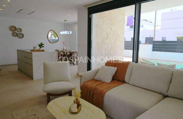 3-Bedroom Houses with Swimming Pools in Dolores Alicante