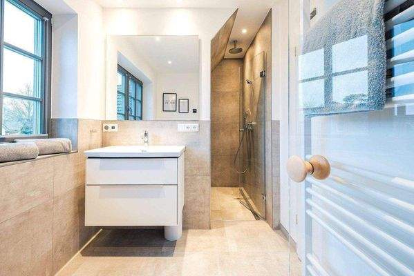 Badezimmer mit Sauna