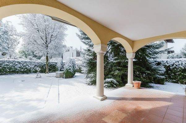 Die überdachte Terrasse