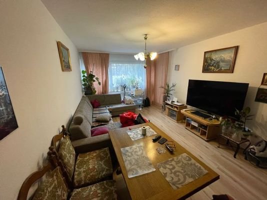 Wohnzimmer Bild 1