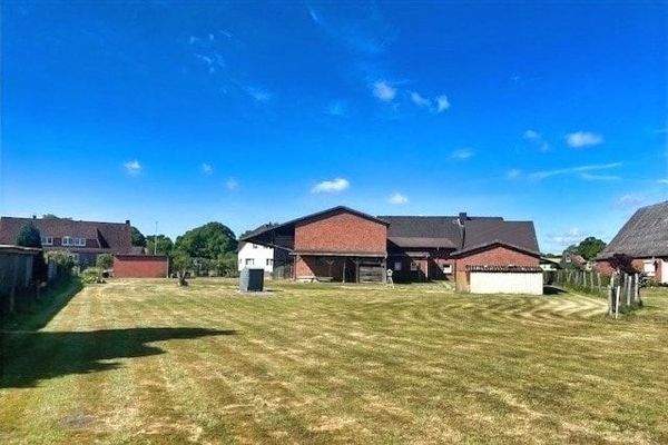 Rückansicht Anwesen