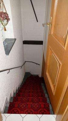 EG: Kellertreppe
