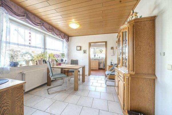 kleiner Essbereich EG