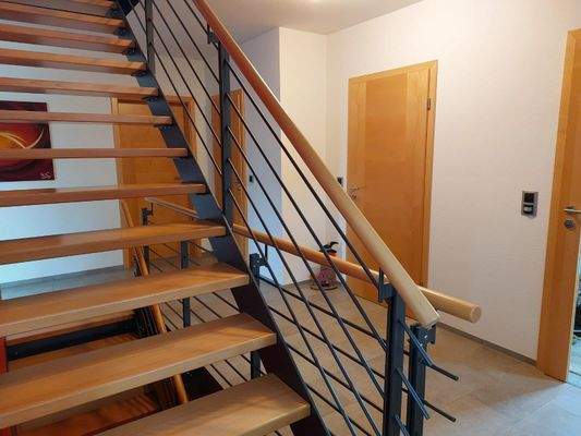 Flur Erdgeschoss / Treppe