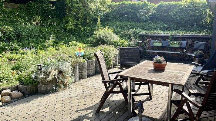 Zweite sonnige Terrasse