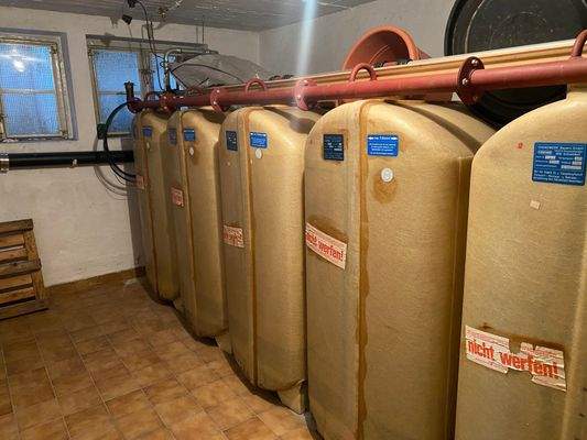 Untergeschoss, Heiztanks 