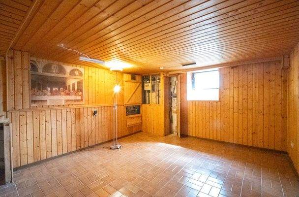 Hobby- Abstellraum KG