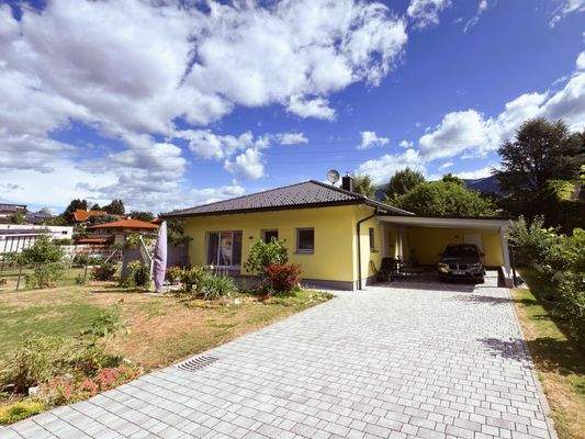 Zufahrt vom Südwesten