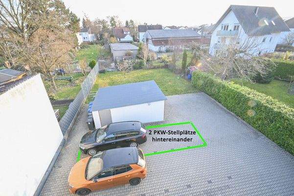 Blick in den Hofbereich & Garten