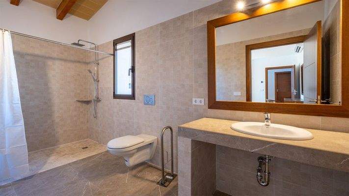 Santany Mallorca Villa zur Miete Badezimmer 92546