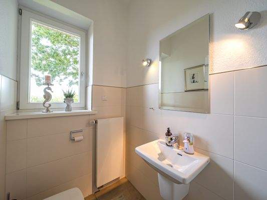 Gäste-WC im Erdgeschoss