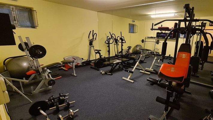 Fitnesscenter im Haus