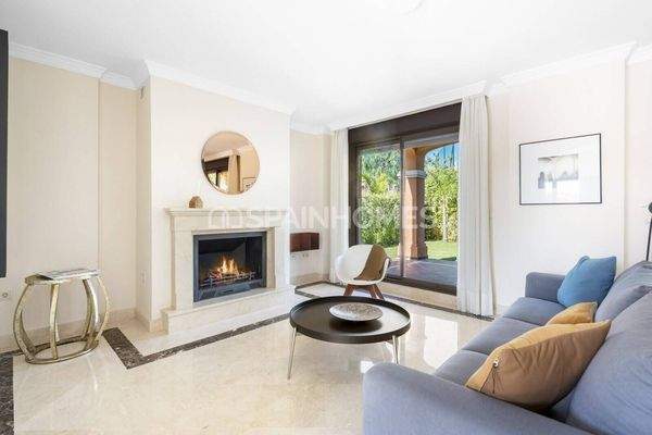 Furnished Golf Villas in the Magnificent Holiday Town Estepona