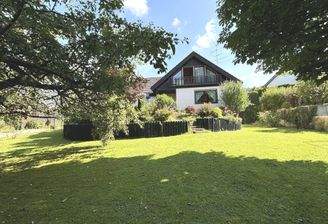 Gartensicht auf das Haus