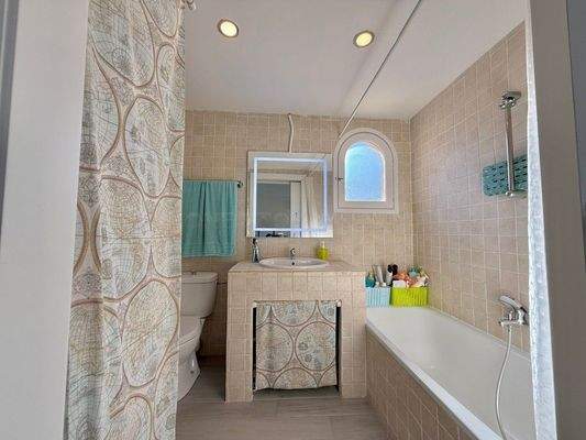 WhatsApp Image 2024-12-23 at 12.57.46 (2)