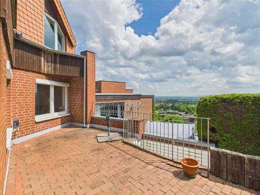 Weitblick vom Garten