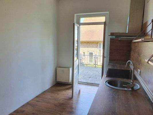 Küche EG mit Zugang zur Terrasse