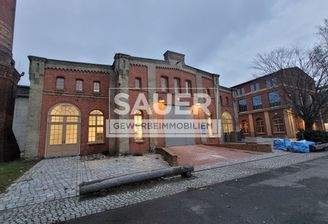 Geb. 121 außenansicht