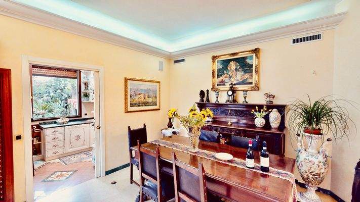 appartamento-in-vendita-Sanremo-lusso-garage-doppio-giardino-cucina-all'aperto