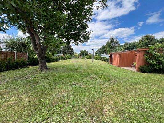 Gartenblick und Gartenhaus