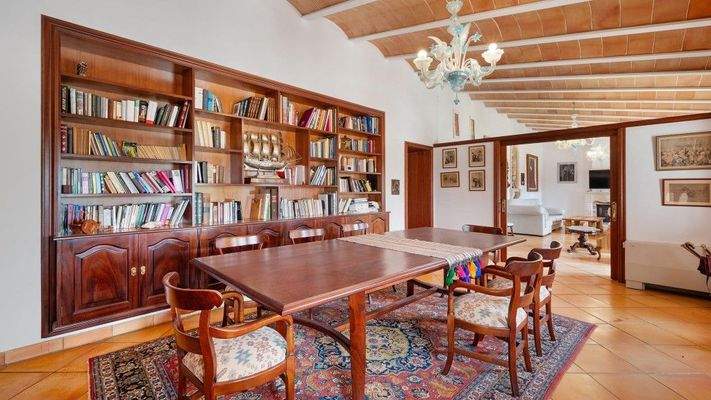 Charmante Finca mit verschiedenen Gebäuden zum Verkauf in Santanyí, Mallorca