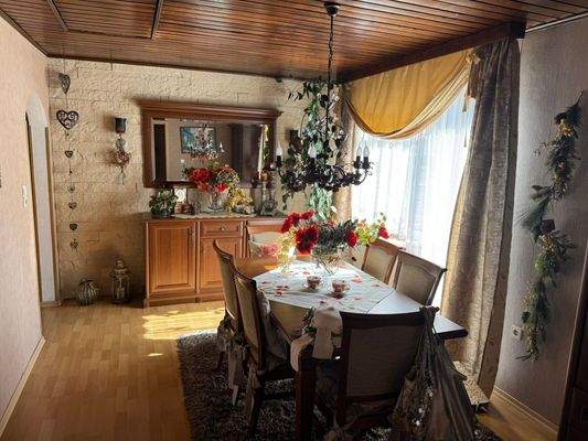 IMG_7488 - Esszimmer.JPEG