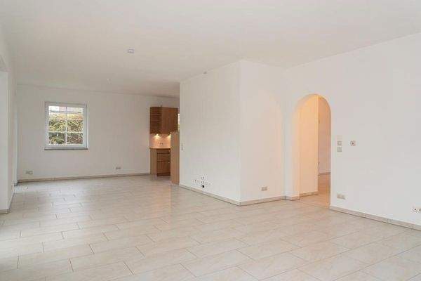 Großes Wohn- und Esszimmer