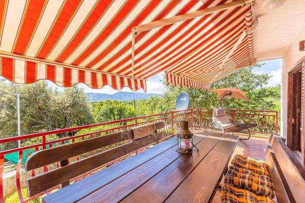 Erholsame Auszeit mit Meerblick auf dem Balkon