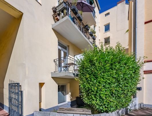 Terrasse und Balkon