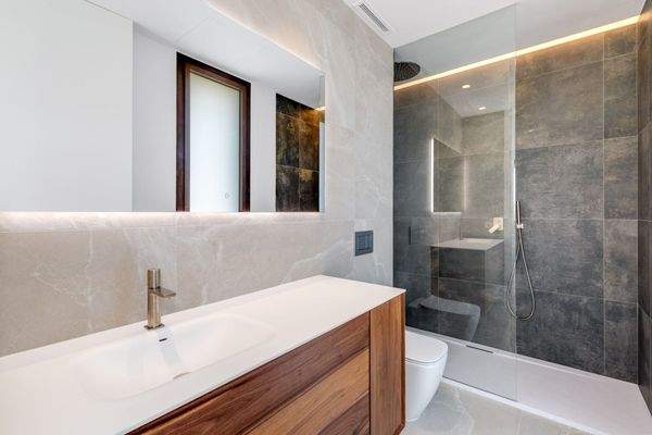 Badezimmer im Obergeschoss