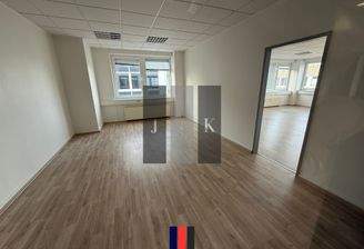 Büro Innenansicht 4