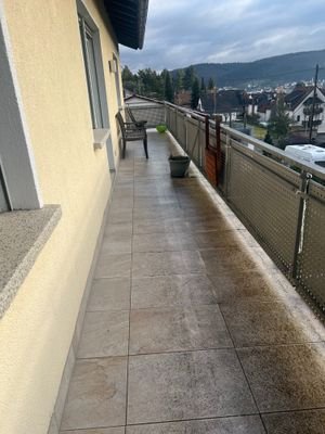 Balkon OG