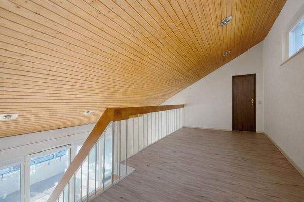 Galerie im geräumten Zustand