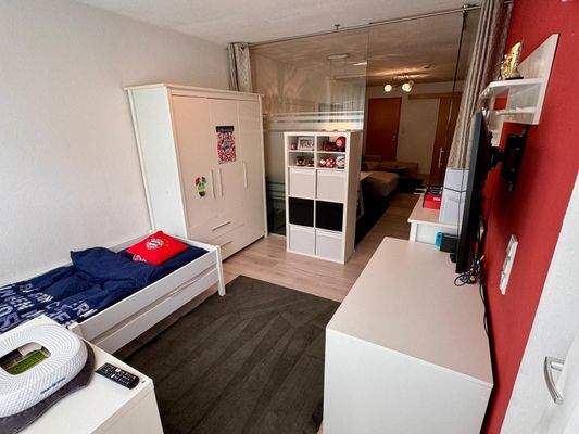 Abgetrenntes Kinderzimmer / Büro 2