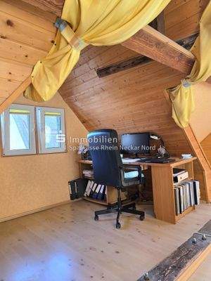 Büro im Dachstudio