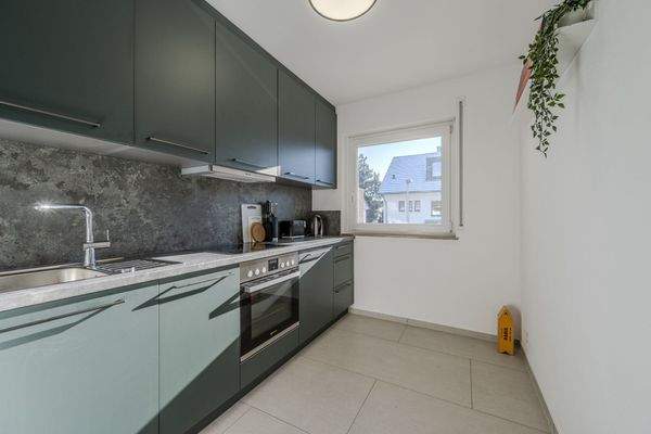 Hochwertige Einbauküche