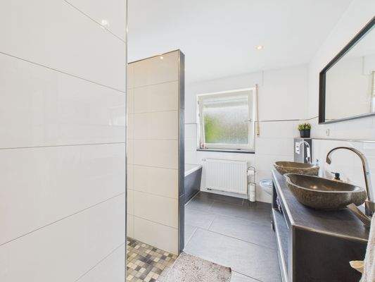 Badezimmer Erdgeschoss