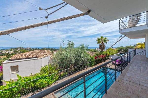 2cd458e0-80d3-441f-ac95-442fc53551de