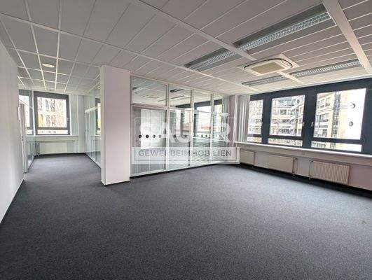 aktuelle Innenansicht 420 m²