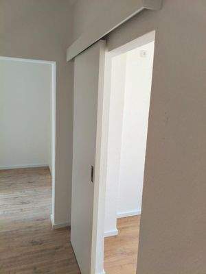 Ansicht Flur mit Blick zur Küchentür