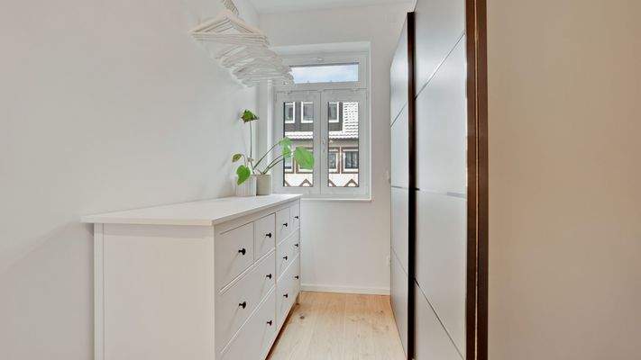 1. OG - Schlafzimmer/Ankleide 