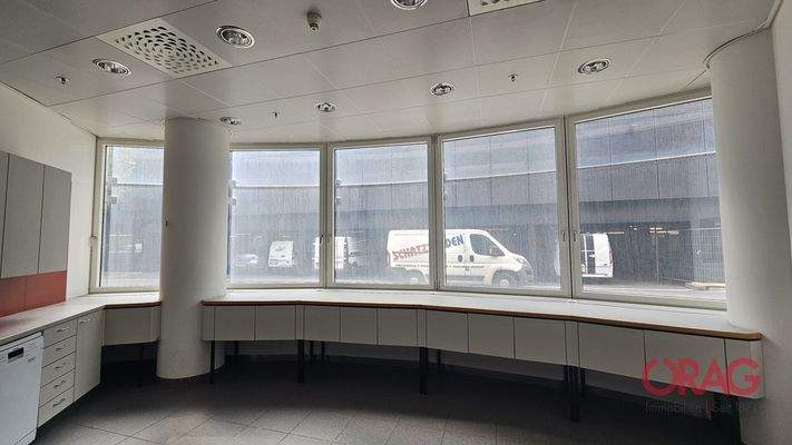 Geschäftslokal / Küche