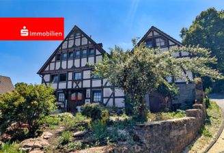 Hausansicht von der Straßenseite
