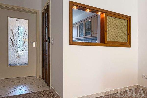 Detailfoto Durchreiche